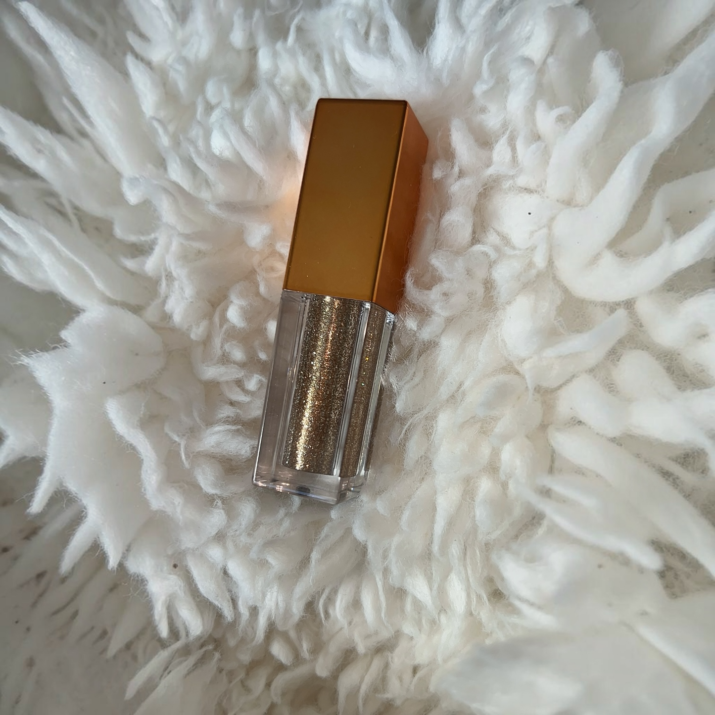Hazelnut | Liquid Glitter Eyeshadow